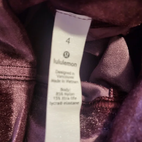 Lululemon - Picture 2 of 2